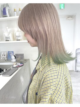 イト(ito.) tail color lime green