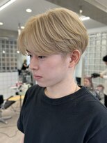 韓国風メンズカット中華ヘアハイトーンコンマヘアセンターパート