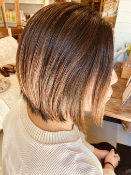 カチャカチャ(cacha cacha) 丸みのあるストレートへ