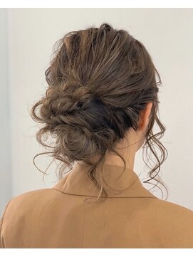 ルプラ カルム(le-pla Calme) おだんごヘア/お団子/編みおろし/編み込み/結婚式 20代30代40代