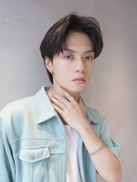 ニコ トウキョウ ヨコハマ(nico) 毛流れセンターパートニュアンスパーマカルマヘアメンズパーマ