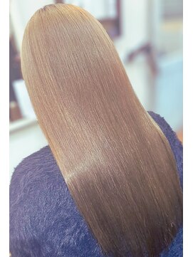 ファーストクラス 石井店 イルミナカラー