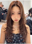ハイライトカラーミルクティーベージュレイヤーカット