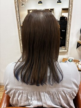 ヘアスペース クラージュ 本店 インナーカラー