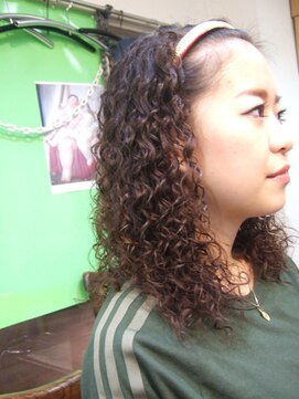 アシッドハウス(ACID HOUSE) スパイラルパーマ
