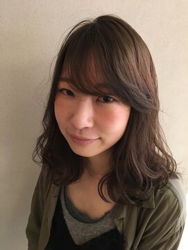 ロンド 銀座(Lond) 大人可愛い暗髪セミディ 担当 本田奈穂美