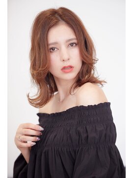 ヘアサロン ドットプラス 町田店(dot. plus) ミディアム×外ハネ×ラフウェーブ【dot.plus 町田】