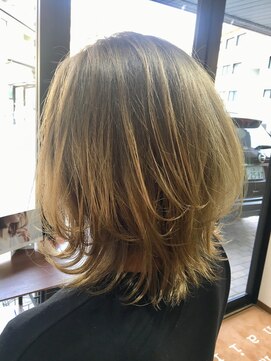 テンポヘアー(tempo hair) ウルフレイヤー×クリスタルベージュ