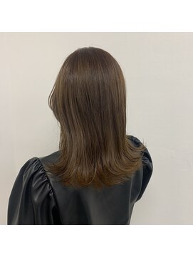 ガーランドウメダ(Garland umeda) ミディアムレイヤー