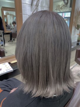 イヴァ(ibah) グレージュ