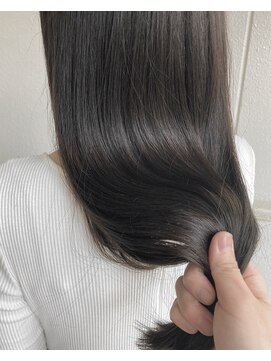 ロカ(roka) 柔らか上品な大人グレージュ　20代30代40代