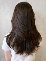 アイティーバイアルバム 北千住店(IT by ALBUM)&nbsp;オリーブベージュレイヤーカット_大人ガーリー_ba402913