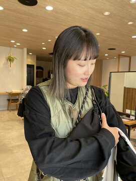 ミューズ バイ ケンジ(MUSE by KENJE) 根元つぶしdesign