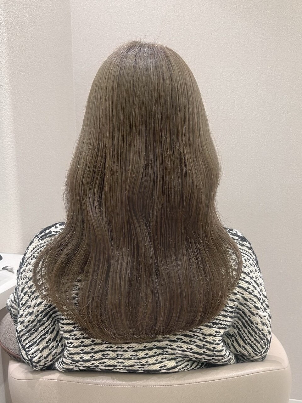 ピンクベージュ/ロング/ブリーチ/表参道/原宿