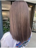 グレージュ切りっぱなしボブ前髪ありミニボブミルクティベージュ