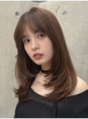 顔周りレイヤーカットグレージュカラーくびれボブベージュカラー