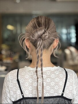 オーガニック リブ 川越(organic+live) 冬イベントヘアセット◎リボンアレンジ×カチモリ