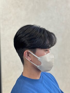 エクシア 六甲道店(EXCIA) シンプルセンターパート/本場韓国ヘア/韓国メンズヘア