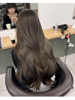 オットット(OttottO)&nbsp;艶髪/透明感ヘア/ブリーチなし/韓国/ヘアレイヤー/表参道/外苑前