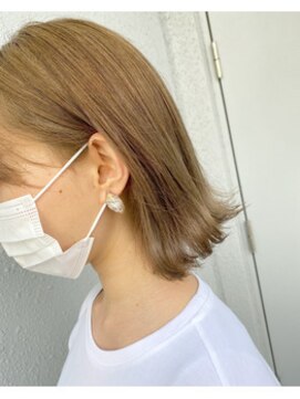 カプア 仙台駅前店(Kapua) ハイトーンカラー/ブリーチ/ミルクティーベージュ/切りっぱなし