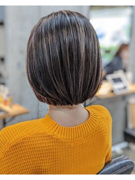 ローハ アゲオ(Lowha -ageo-) グラデーションボブ×コントラストハイライトカラー