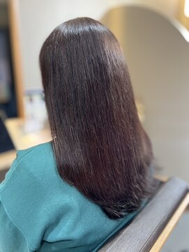 リタ(Rita) 美髪ヘアエステ・カットカラー