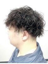 夜髪 男らしい無造作感。だけど収まりも良いツイストスパイラル