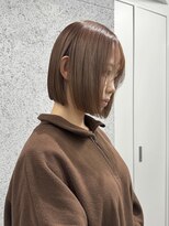 ラフ 新宿(Laff)&nbsp;切りっぱなしボブミニボブぱつっとボブハイトーンカラー/美髪
