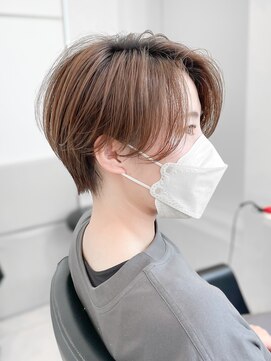 ペウル(PEWL) 柔らかめのシースルーハンサムショート