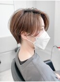 柔らかめのシースルーハンサムショート