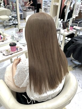 リー 梅田(Lee) ブリーチ1～2回目安/ミルクティーベージュ/アッシュ/グレージュ