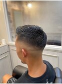 スパイキーショート/スペインカール<理容室>[メンズ/床屋/神田]