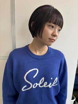 イル(ill) ショートボブ ショート ワイドバング 大須