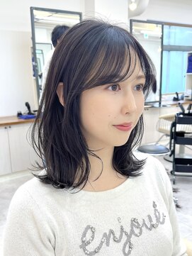 リンダ(LYNDA) NAOTOのくびれミディアム♪