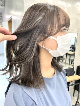 キラ 渋谷(KILLA) コントラストハイライトカラー/ダブルカラー/白髪ぼかし/表参道