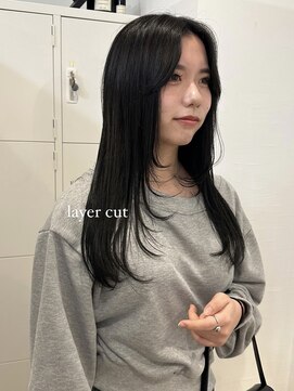 エイチ(H) 50代ショートベリーショート成人式クラゲヘアマッシュウルフ