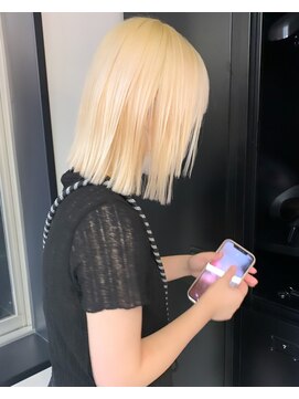 melt.tokyo【メルトトウキョウ】【4月中旬NEW OPEN(予定)】 インナーカラー/トリートメント/デザインカラー/ペールピンク