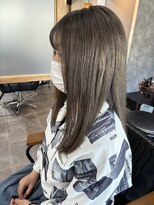 イチパーセント 横浜(1%)&nbsp;横浜/ダブルカラー/透明感グレージュ/ブリーチ/春カラー