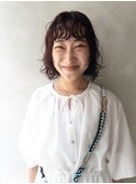 Medium layer perm hair/azu