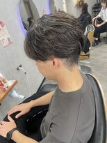 フラワーバイ ビーガーデン(FLOWER by B.GARDEN)&nbsp;最強束感フェザーパーマ