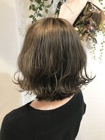ルームスヘアー(Rooms Hair) カーキベージュ