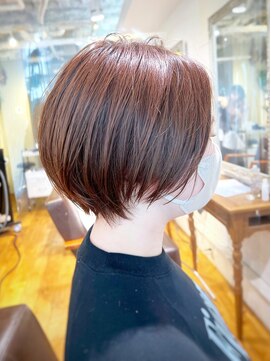 フォルテレイ 青山(FORTE Lei) 丸みショートでピンクブラウンカラー