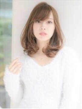 アフロディーテギンザ 神保町(APHRODITE GINZA) カール/セミディ/シアーカラー/姫カット［御茶ノ水/神保町］