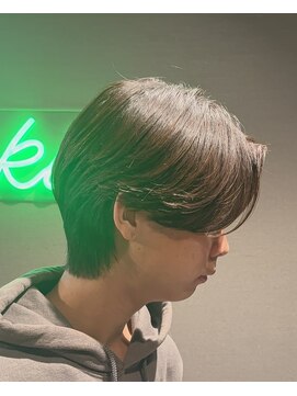 スキル(SKILL) センターパート/ニュアンスパーマ/メンズ縮毛矯正/パーマ落とし