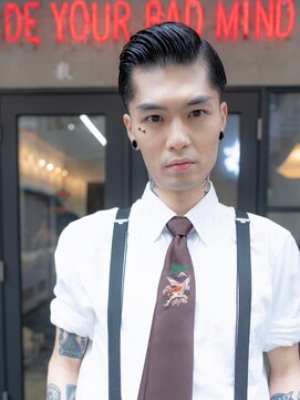 エフエム 明大前(FM) バーバー　ツーブロ/刈り上げ/アップバング/フェード