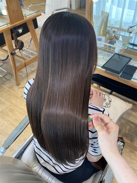 ネオリーブ チロル 横浜西口店(Neolive CiroL.) 縮毛矯正 酸性ストレート 髪質改善 横浜