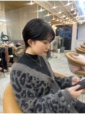 ☆地毛風カラーコンパクト前髪なしマッシュショート