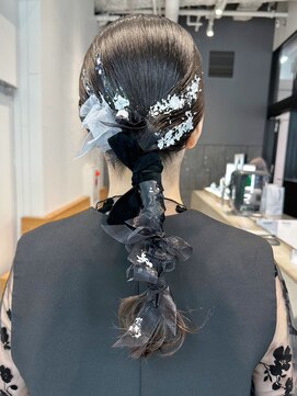 アルバム 銀座(ALBUM GINZA) リボンアレンジ_斜めバンググレージュカラー_ba460321