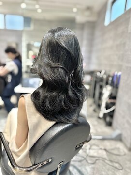 アクション 心斎橋店(ACTION) 20代30代大人可愛いレイヤーカット　オリーブカラー　顔まわり