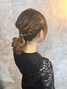 アイビーヘアー(iB HAiR) ローポニー
